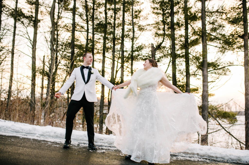 Winter wedding at the fields reserve