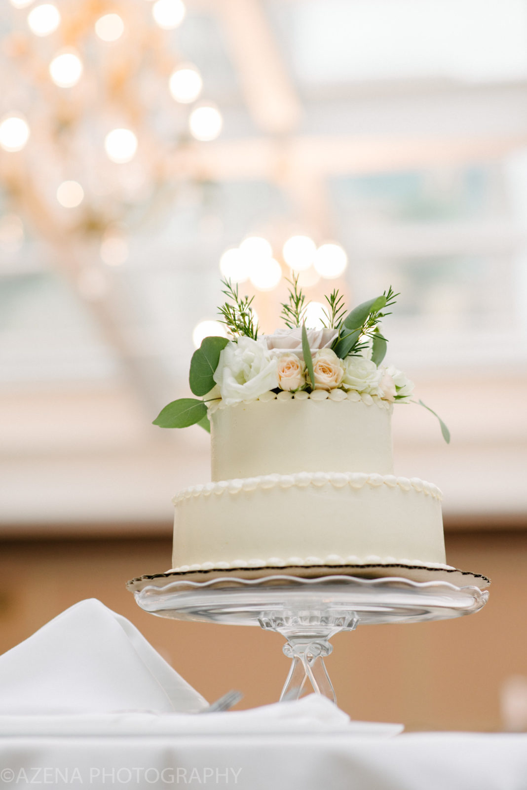 wedding cake at Madison Club